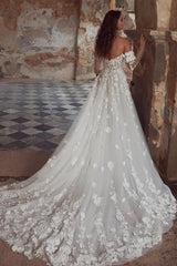 A-Line Sweetheart Floor-Length Strapless Tulle Wedding Dresses with Appliques