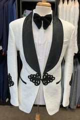 Aaron Custom White Jacquard Groom's Suit With Black Shawl Collar