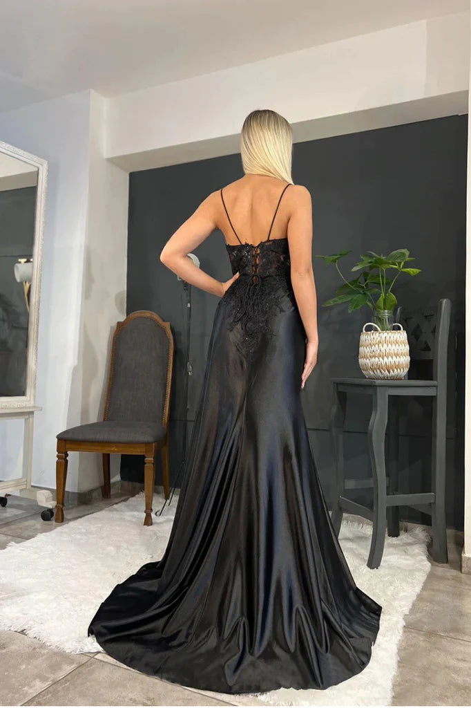 Amazing Long Black V-neck Spaghetti Straps Lace Sleeveless Prom Dress With Slit-misshow.com