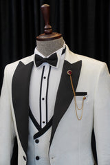 Antony Stylish White Three-Piece Wedding Men’s Suits with Black Peaked Lapel