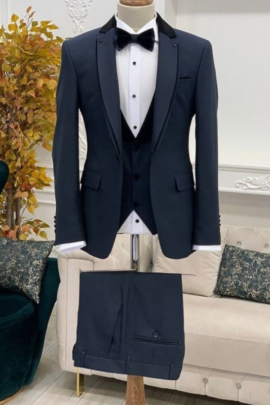 Augus Classic Navy Blue Three-Piece Notched Lapel Business Suit