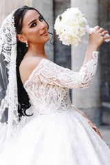 A-Line Sweetheart Long Sleeve Floor-Length Stain Wedding Dresses with Lace