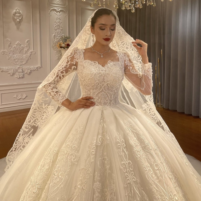 Ball Gown Sweetheart Tulle Long Sleeves Appliques Floor-Length Wedding Dresses with Lace