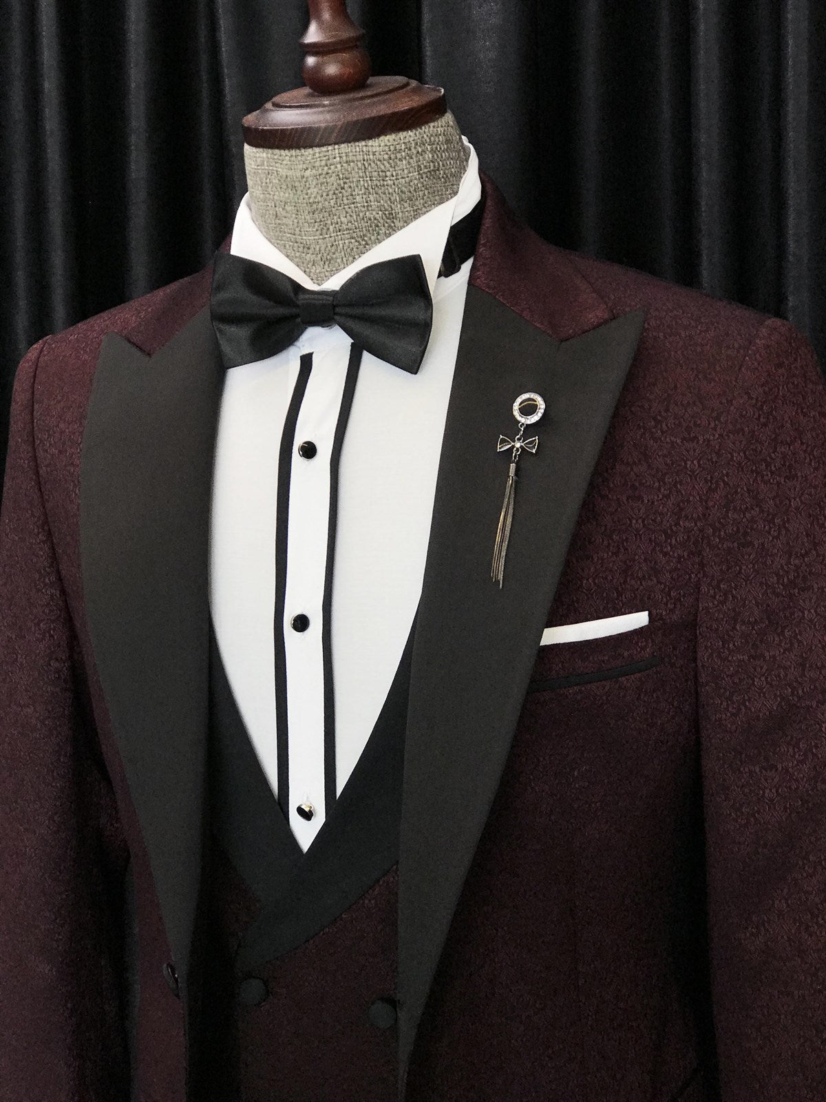 Barry Modern Burgundy Three-Piece Jacquard Peaked Lapel Men’s Wedding Suits