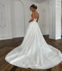 Beautiful Long Ivory A-line Spaghetti Straps V-neck Wedding Dress With Lace