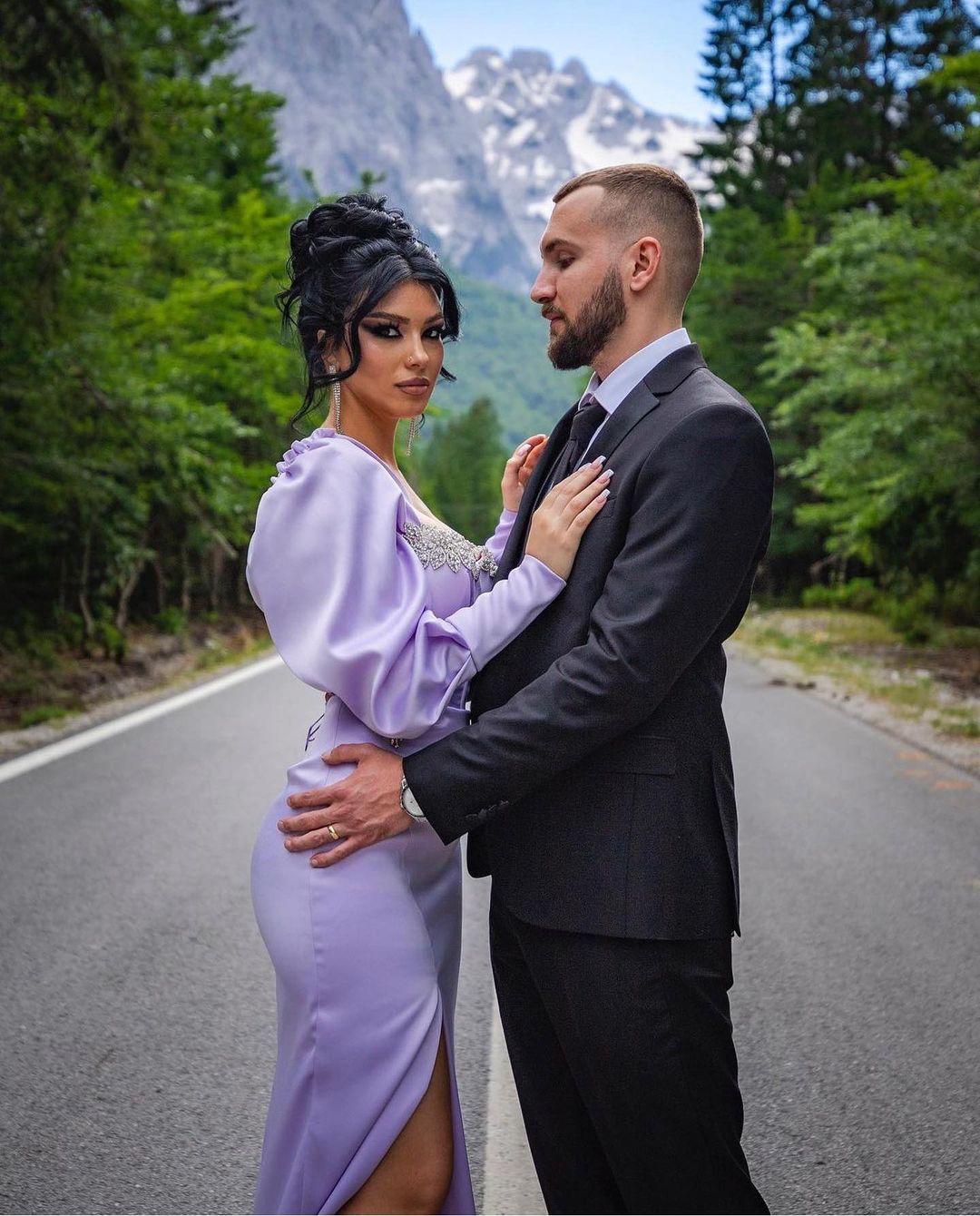 Beautiful Long Lilac Column Jewels Long Sleeves Prom Dress With Slit