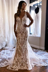 Beautiful Long Mermaid V-neck Sleeveless Lace Backless Wedding Dress with Train