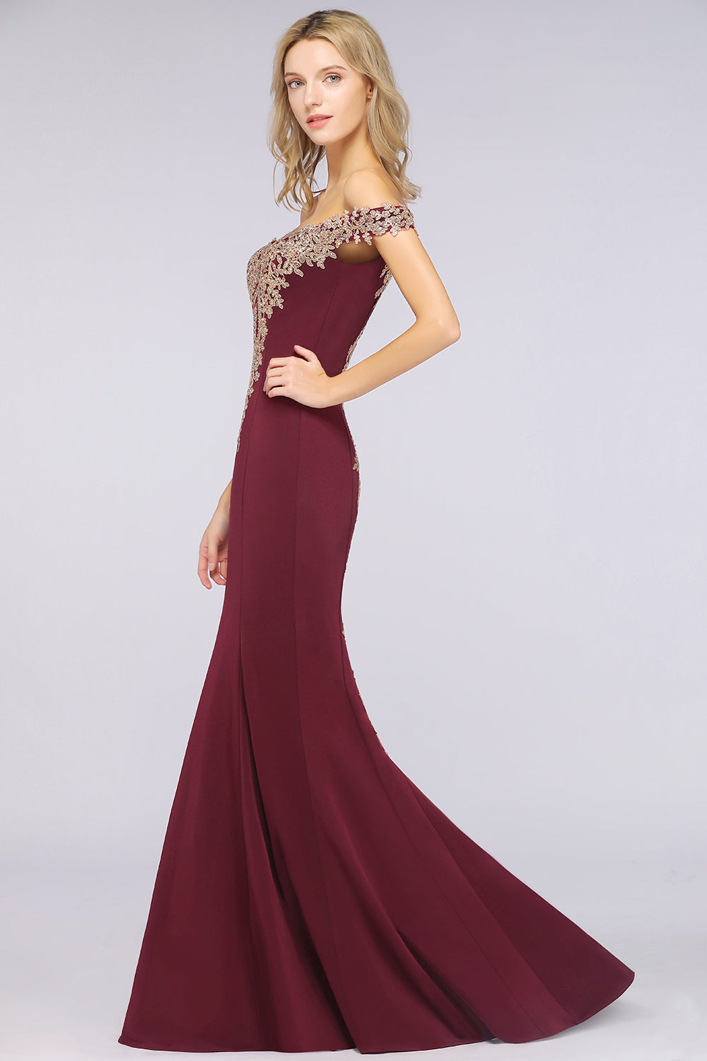 Beautiful Off-the-shoulder Floor-Length Dress with Lace Appliques