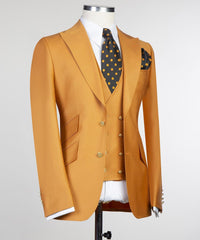 Brandon New Dark Yellow Peak Lapel Three-Piece Fashionable Men’s Suits