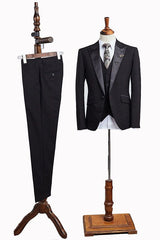 Calvin Classic All Black Three Pieces Peak Lapel Men’s Business Suit