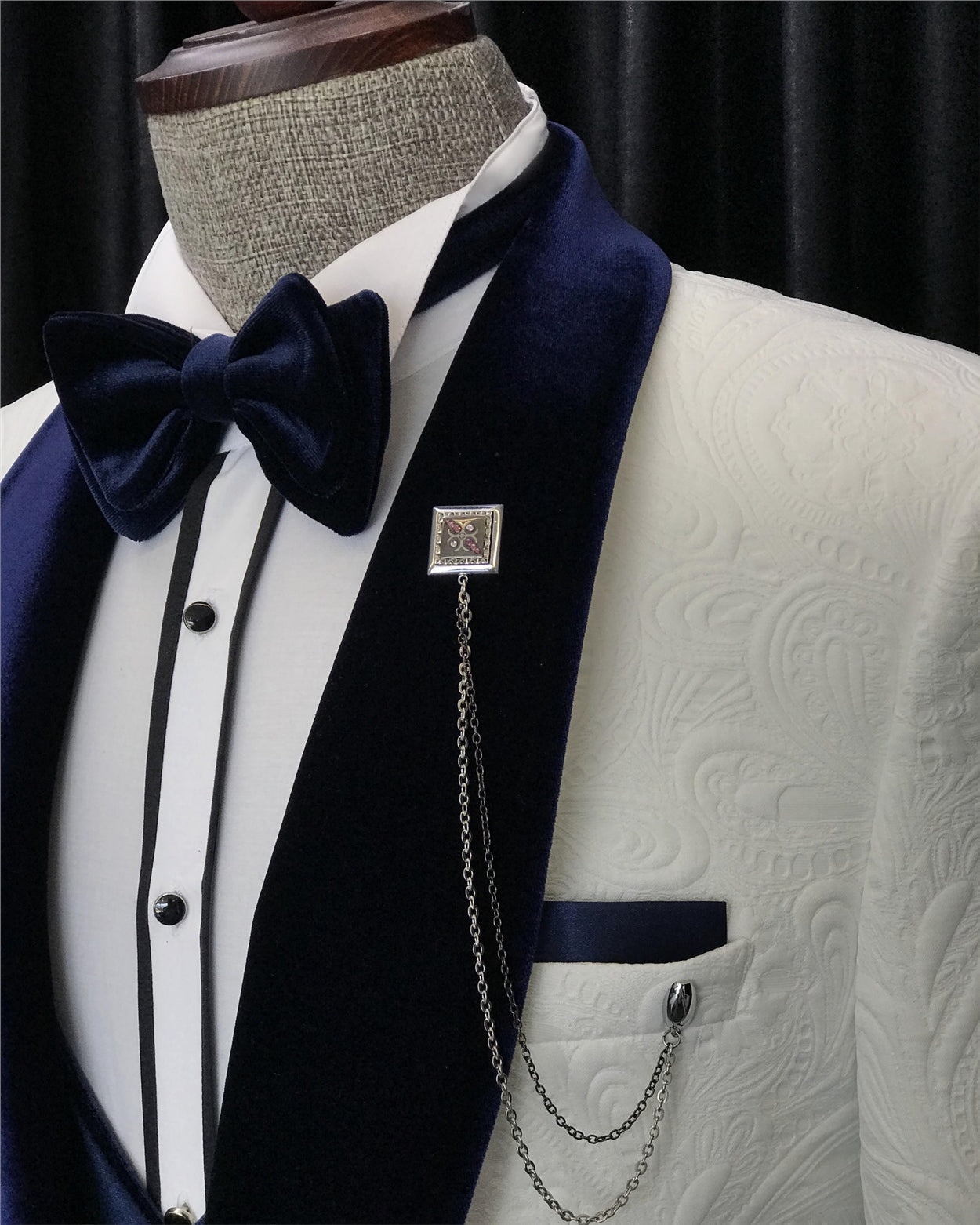 Chapman Elegant White Three-Piece Jacquard Suit with Navy Blue Shawl Lapel