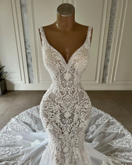 Chic Long Mermaid V-neck Sleeveless Wedding Dress With Lace