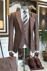 Claude Chic Brown Peaked Lapel Three-Piece Best Fit Business Men’s Suit