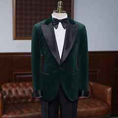 Colby Elegant Forest Green Peaked Lapel Velvet Prom Outfit