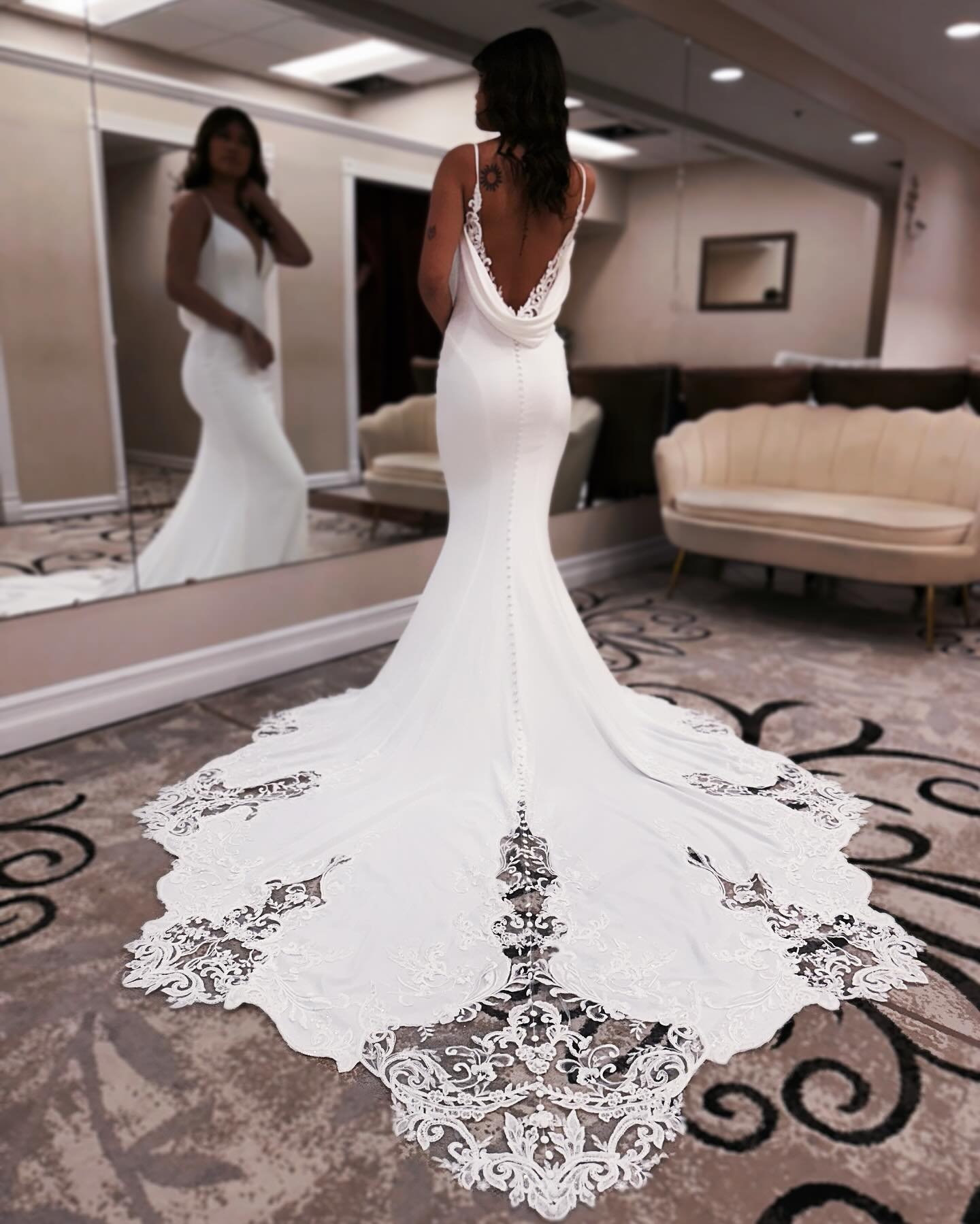 Designer Mermaid Spaghetti Straps Sleeveless Appliques Satin Lace Openback Train Wedding Dresses