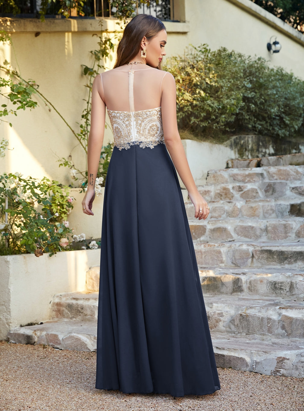 Elegant A-line Scoop Chiffon Appliques Floor-Length Dresses Dark Navy