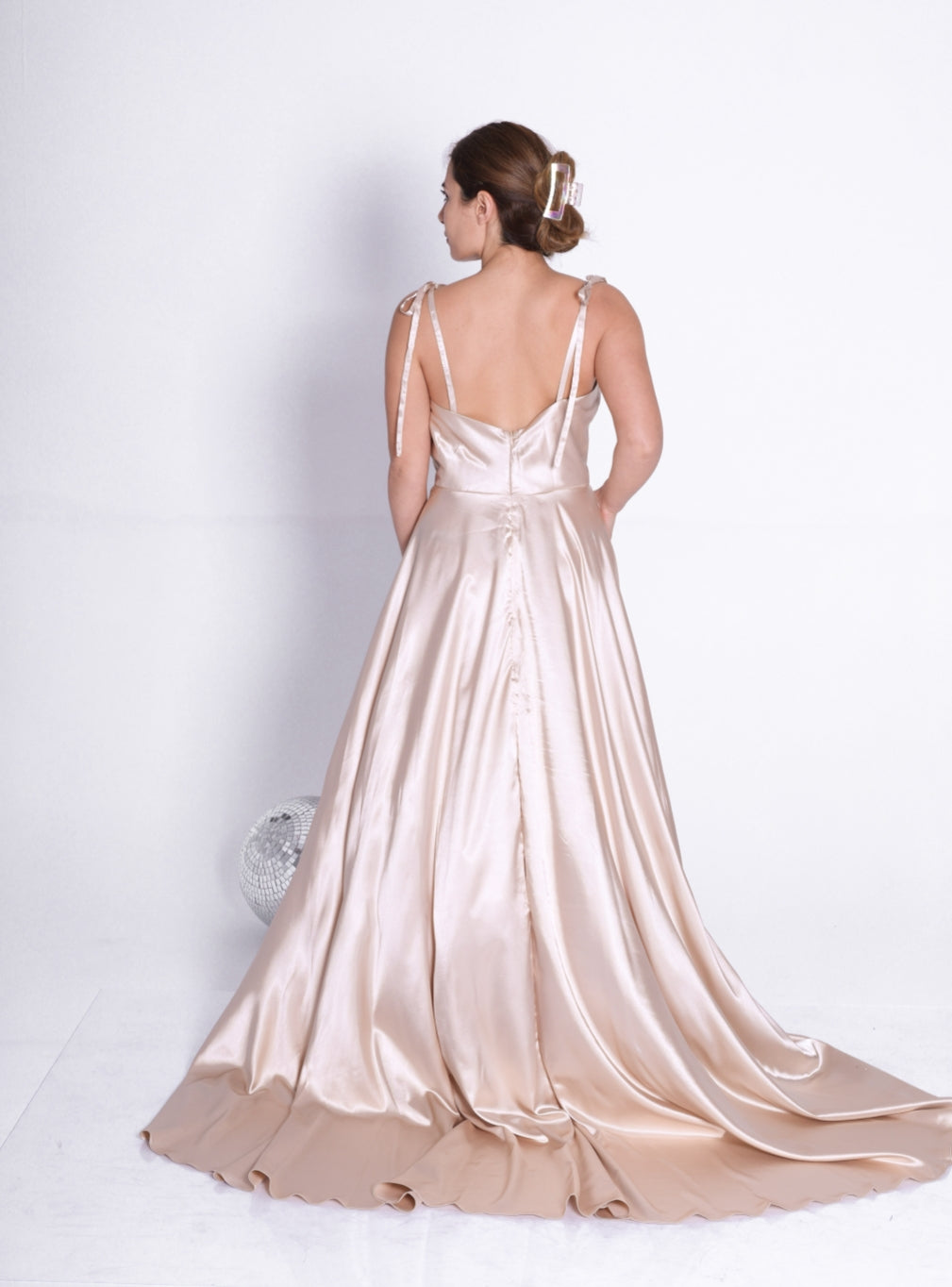 Elegant High Split Shiny Floor-Length Dresses with Spaghetti Straps