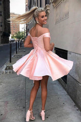 Elegant Short A-line Sweetheart Sleeveless Ruffles Satin Homecoming Dresses