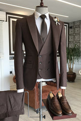 Everley Glamorous Brown Peaked Lapel Three-Piece Business Suit