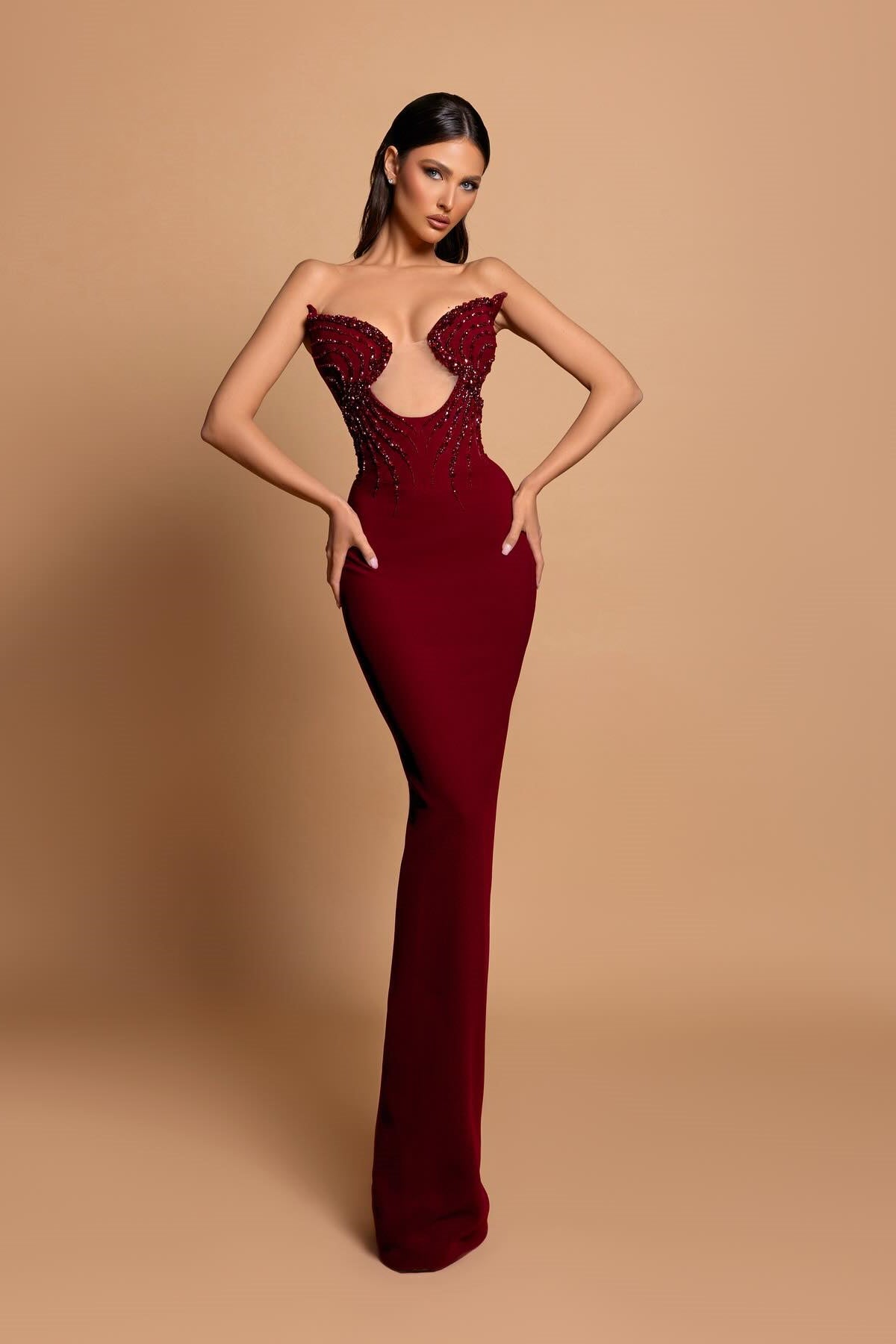 Fabulous Column Strapless Sleeveless Rhinestone Satin Burgundy Prom Dresses