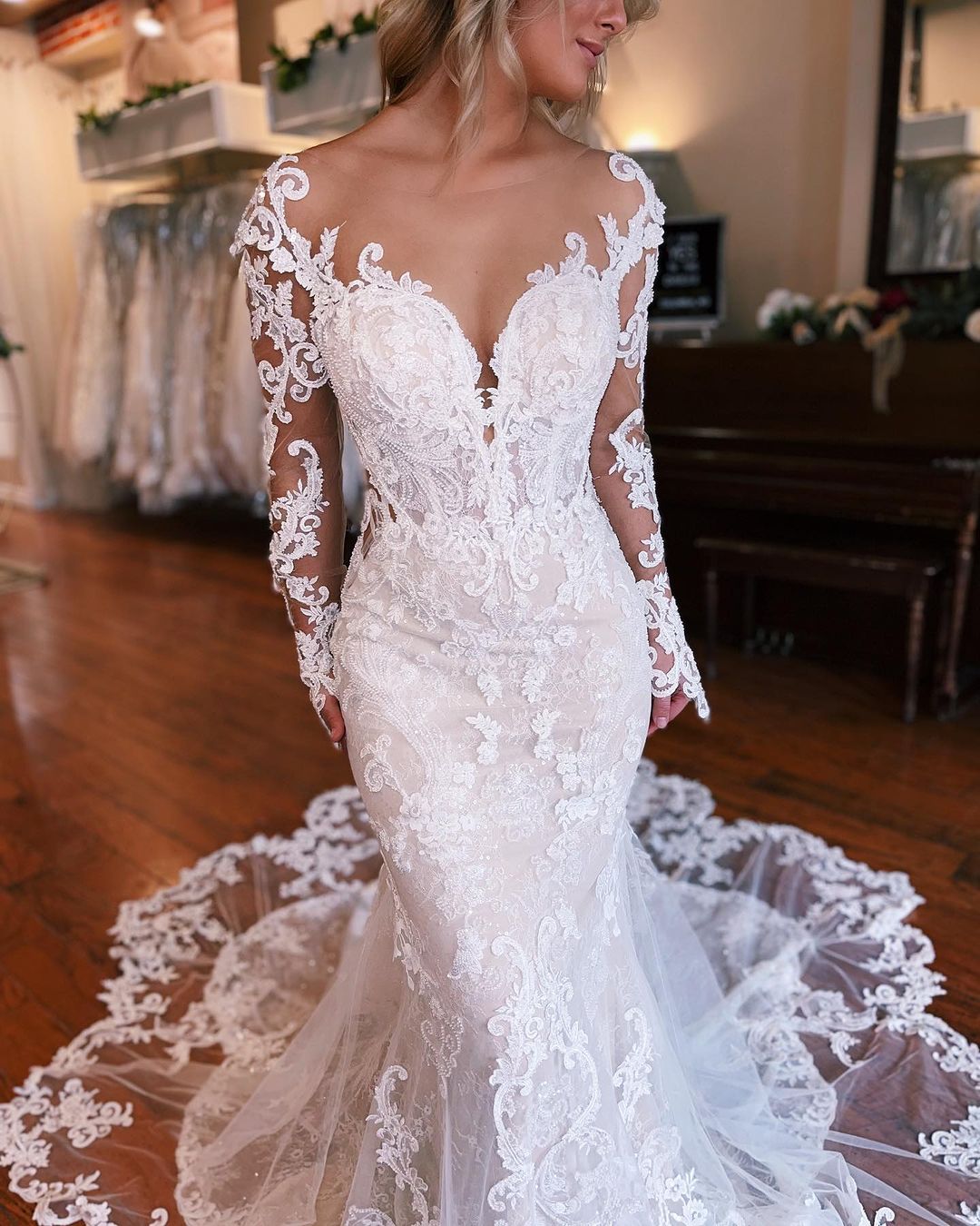 Fabulous Long Mermaid Backless V-neck Lace Wedding Dress With Detachable Train