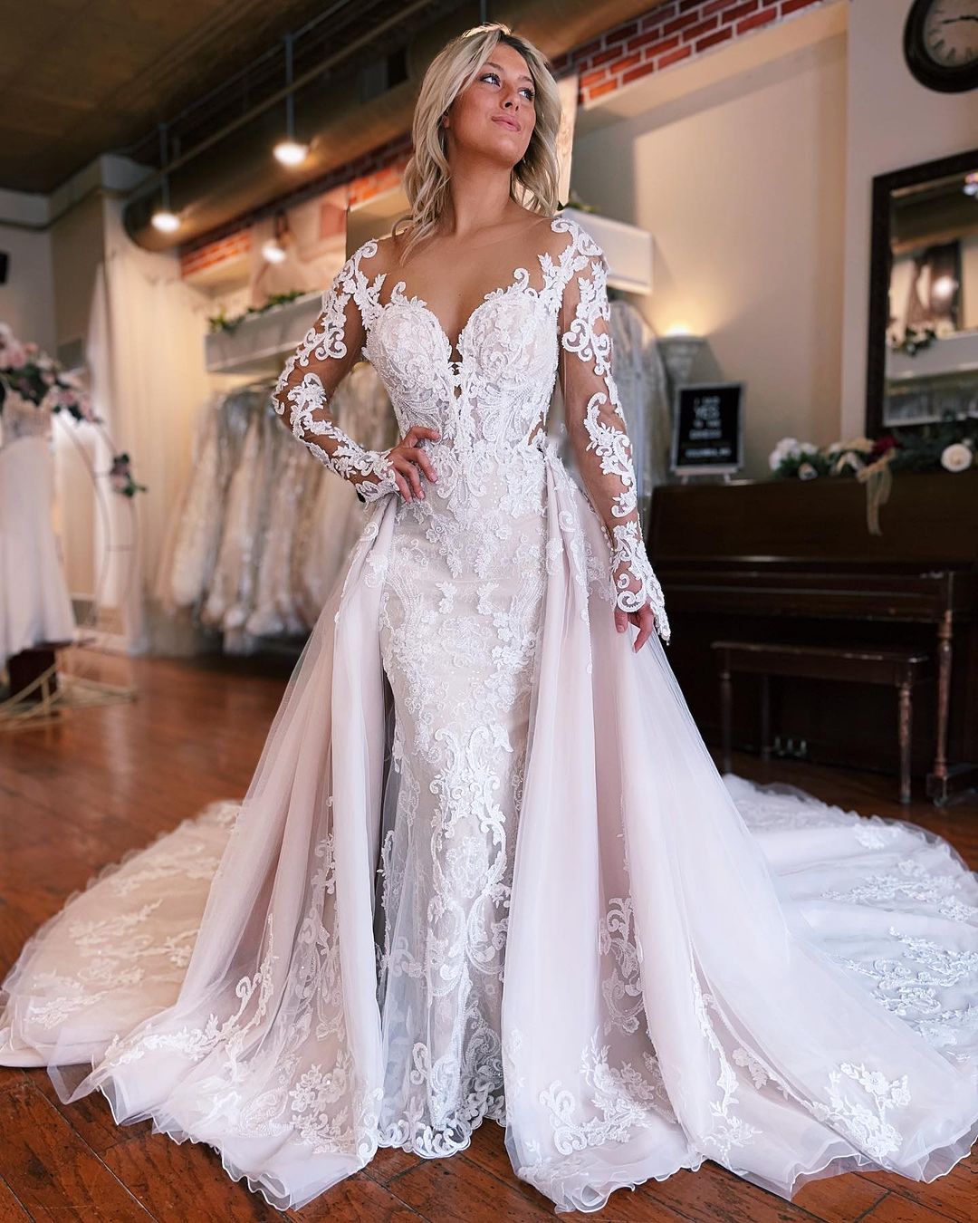 Fabulous Long Mermaid Backless V-neck Lace Wedding Dress With Detachable Train