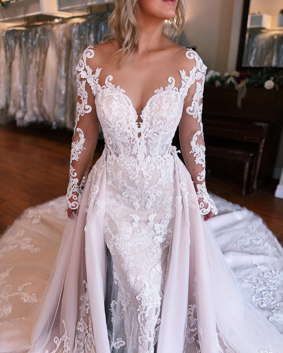 Fabulous Long Mermaid Backless V-neck Lace Wedding Dress With Detachable Train