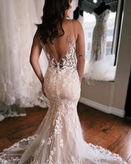 Glamorous Long Mermaid V-neck Sleeveless Backless Wedding Dress With Lace