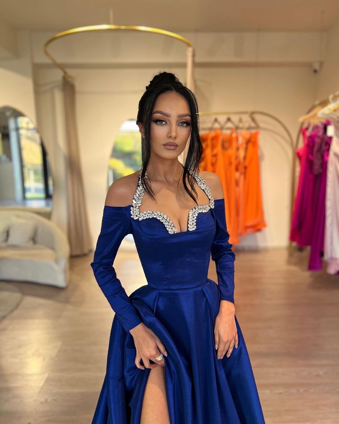 Long sleeve prom dresses royal blue hotsell