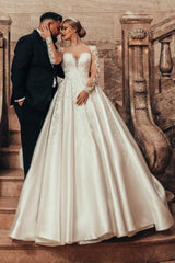 Gorgeous Princess A-line Satin Lace Wedding Dresses With Long Sleeves