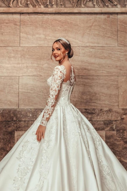 Gorgeous Princess A-line Satin Lace Wedding Dresses With Long Sleeves