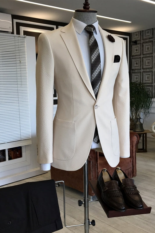 Harley Champagne Two-Piece Notched Lapel Prom Suit