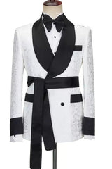 Leonard Trendy White Shawl Lapel Jacquard Wedding Suit