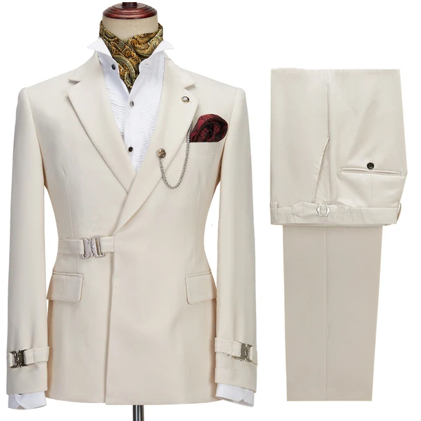 Leslie Modern Ivory White Notched Lapel Side Buckle Fashion Suit for Prom