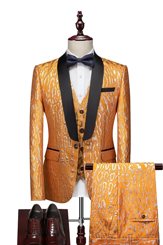 Richard Gold Shawl Collar Three-Piece New Jacquard Wedding Suit Arrival