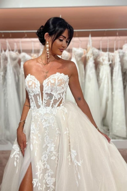 Split Front A-Line Tulle Lace Sweetheart Floor-Length Sleeveless Charming Wedding Dresses with Appliques