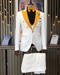 Stylish White Jacquard Three-Piece Peak Lapel Groom's Wedding Suit