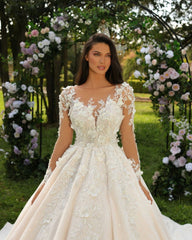 Sweetheart Long Ivory Princess Long Sleeves Appliques Wedding Dress With Train