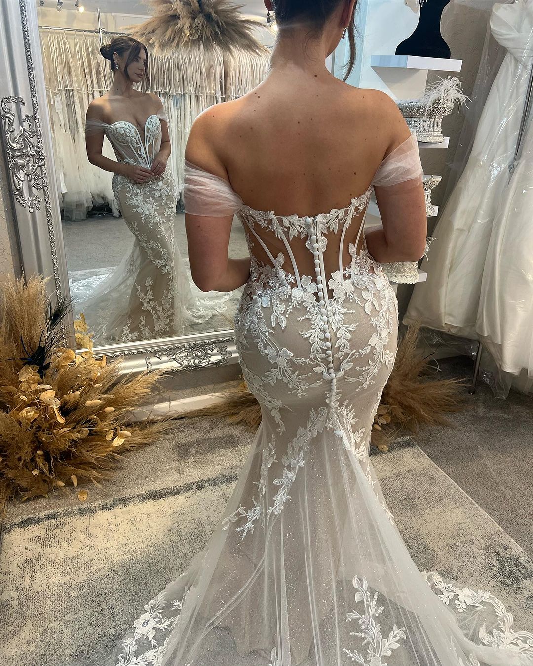 Sweetheart Long Mermaid Off-the-shoulder Glitter Appliques Wedding Dress