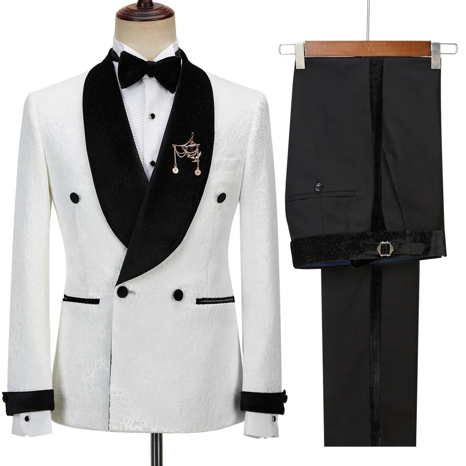 Ted Elegant White Jacquard Double Breasted Groom's Wedding Suit With Black Velvet Lapel