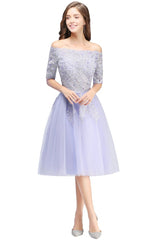 MISSHOW offers A-line Bateau Tulle Prom Dress with Appliques at a cheap price from Same as Picture,White,Ivory,Nude pink,Blushing Pink,Pearl Pink,Dusty Rose,Watermelon,Red,Burgundy,Champagne,Lilac,Lavender,Sky Blue,Dark Navy,Black,Silver,Mint Green, Tulle to A-line Knee-length hem. Stunning yet affordable Sleeveless Prom Dresses,Homecoming Dresses.