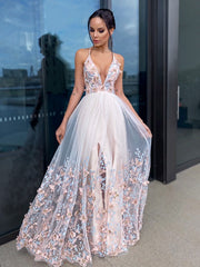 A-Line/Elegant Applique Tulle V-neck Sleeveless Floor-Length Prom Dresses