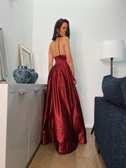 A-Line/Elegant Ruffles V-neck Satin Sleeveless Prom Dresses