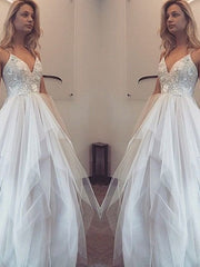 A-Line/Elegant Spaghetti Straps Sleeveless Floor-Length Tulle Prom Dresses