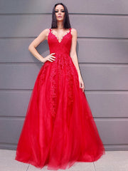 A-Line/Elegant Tulle V-neck Floor-Length Applique Sleeveless Prom Dresses