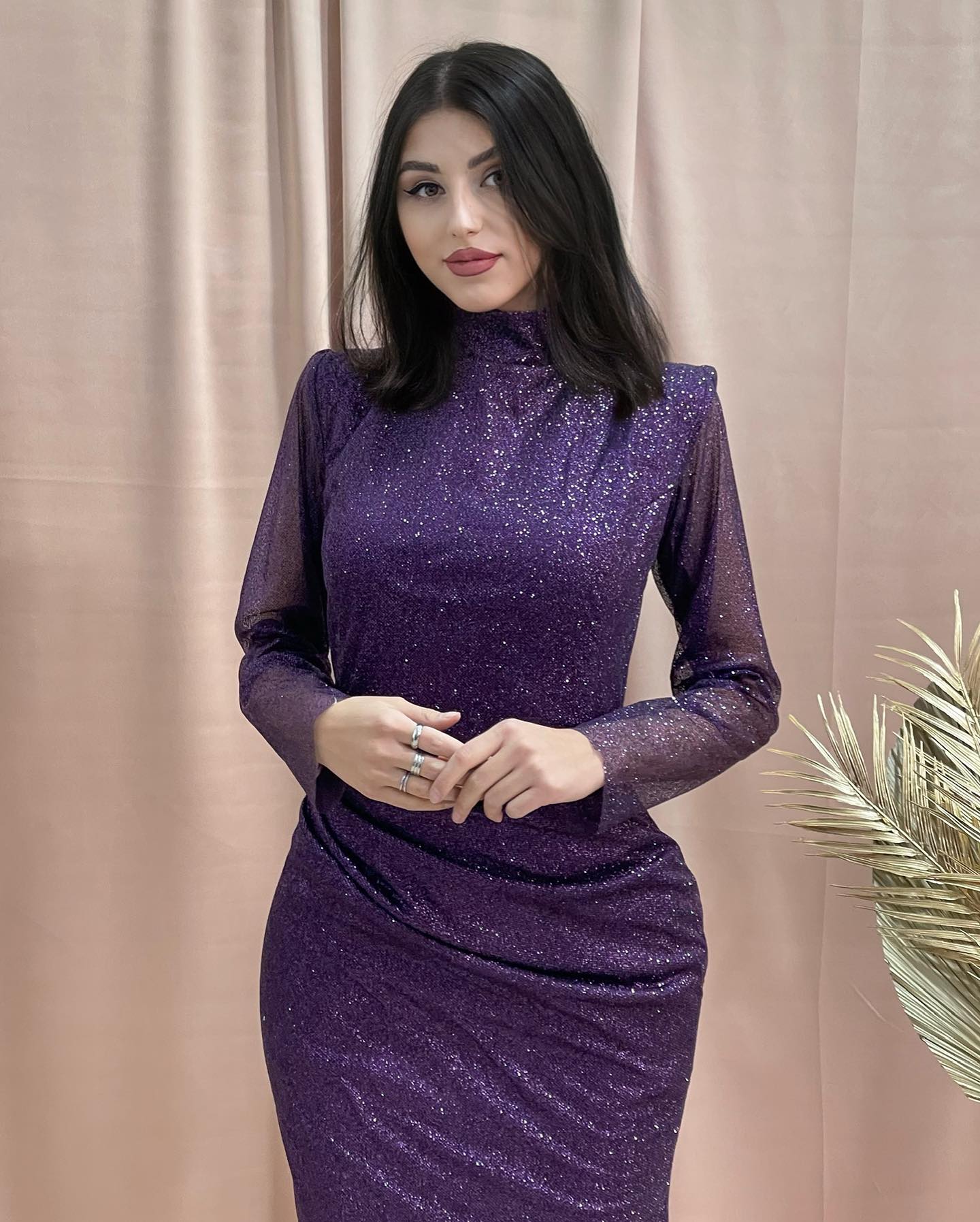 amazing column high neck long sleeve sequined satin prom dresses