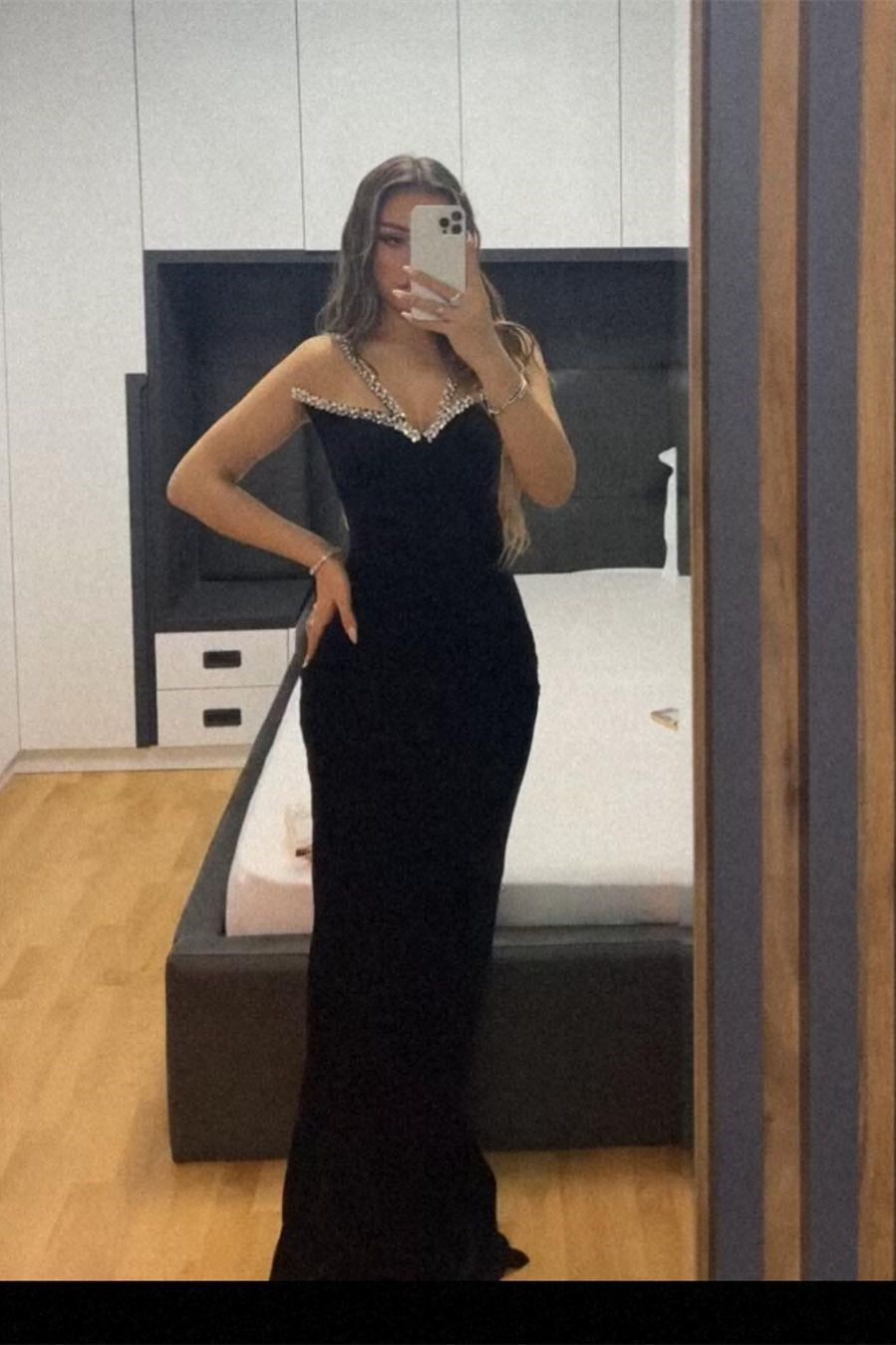 Amazing Long Black Sleeveless Mermaid Velvet Prom Dress With Crystal-misshow.com