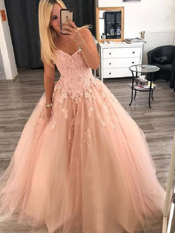 Ball Gown Sleeveless Sweetheart Floor-Length Applique Tulle Prom Dresses