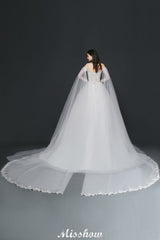 This elegant Off-the-shoulder Tulle wedding dress with Lace could be custom made in plus size for curvy women. Plus size Sleeveless Ball Gown bridal gowns are classic yet cheap.