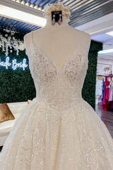 Beautiful A-Line Spaghetti Straps Appliques Wedding Dresses With Lace-misshow.com